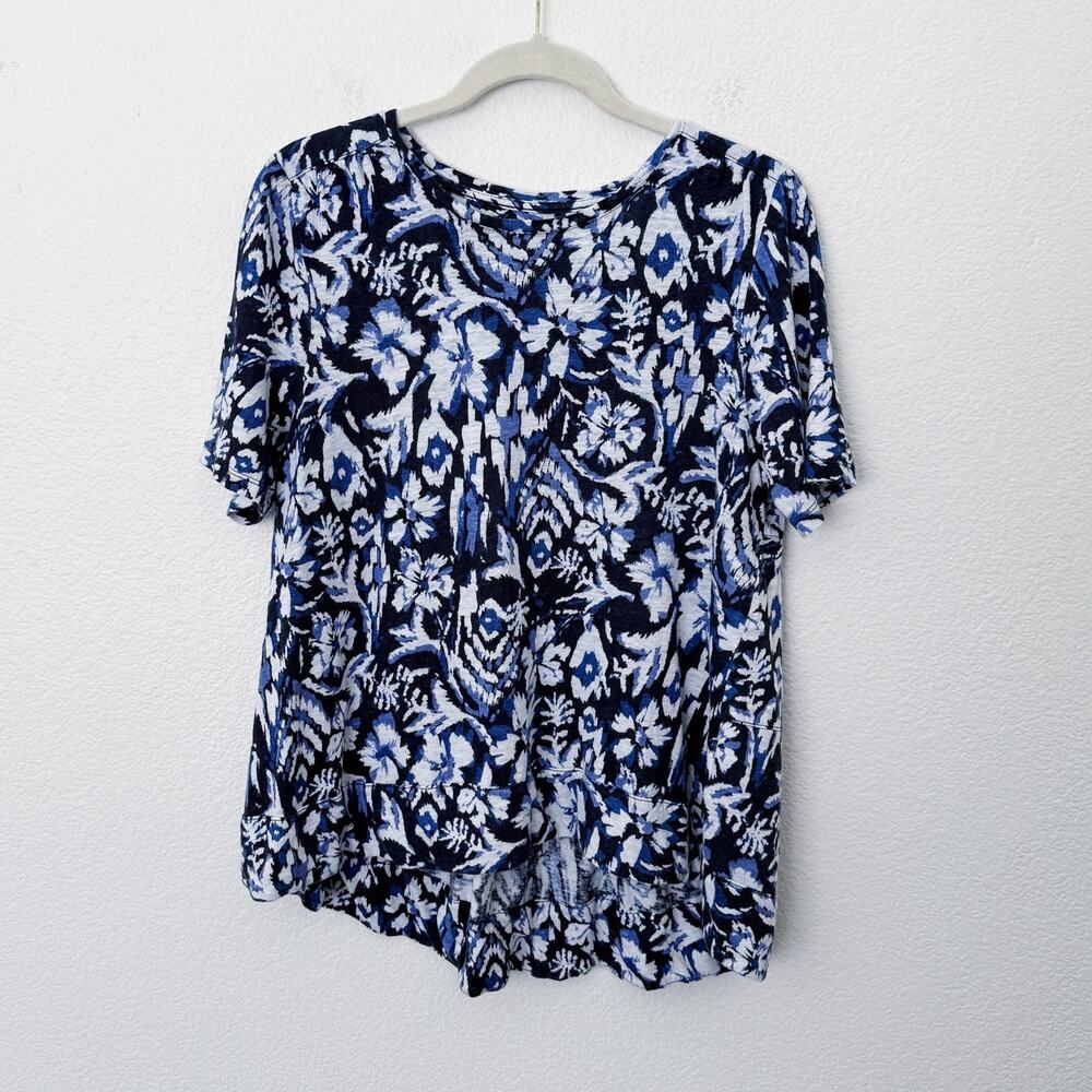 [Chico's] Blue Floral Print 100% Linen Tiered Ruffle Back Blouse Size Medium M